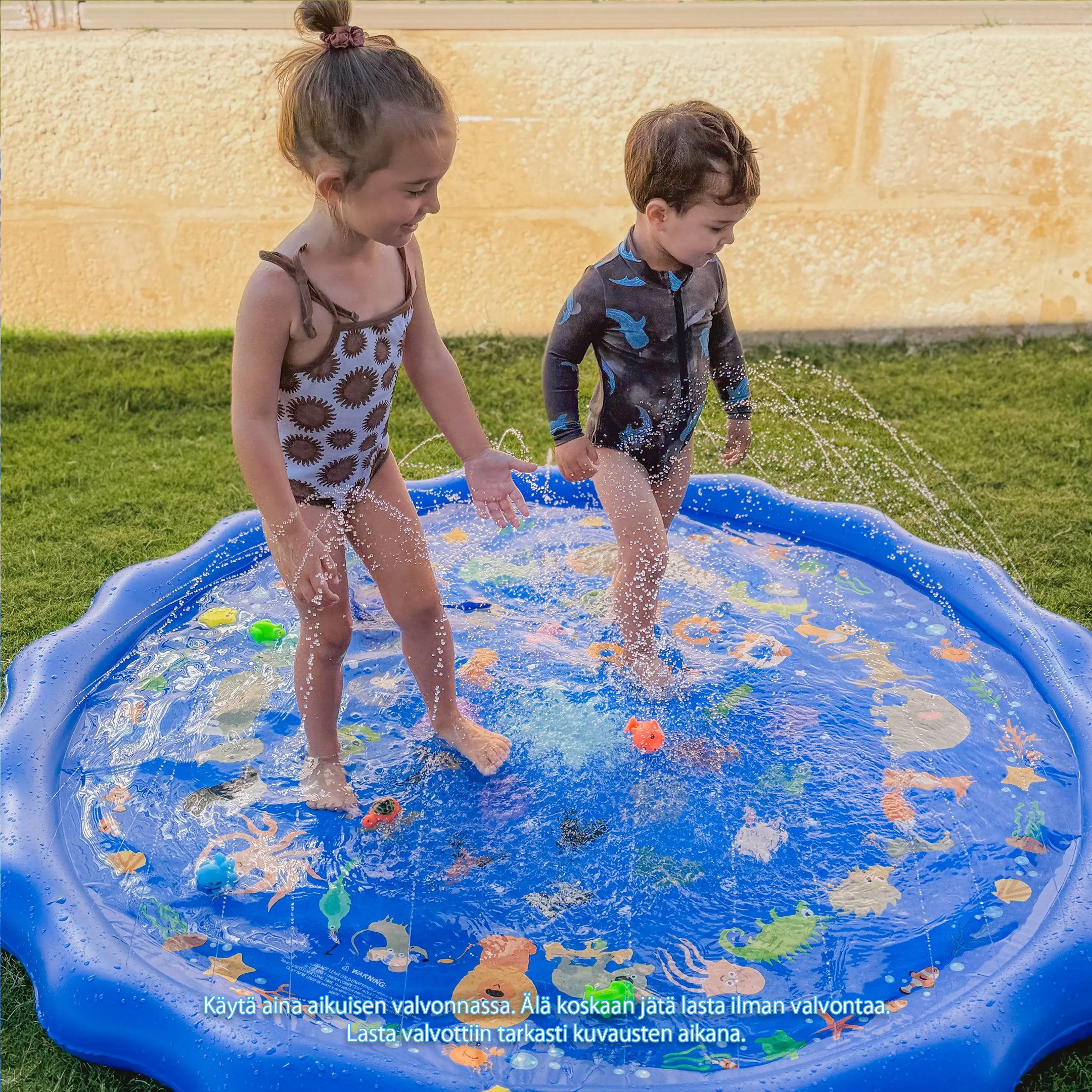 KiddoSpace SplashPad lapsille